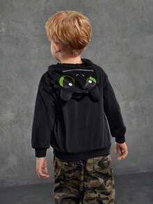 SHEIN How to Train Your Dragon Young Boy Letter & Cartoon Graphic Hooded Sweatshirt - Black - View 2