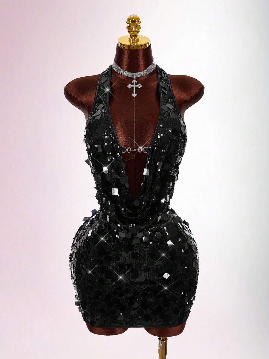 Amplova Plus Size Halter Backless Sexy Two Pieces Set - Black - View 1