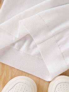 SHEIN Playful Pals Young Boy Fashionable Cute Crew Neck Long Sleeve Cartoon Bear Jacquard Regular Sweater, Suitable For Outings, Travel, Vacation, Home, Daycare, And Children's Play - White - View 9