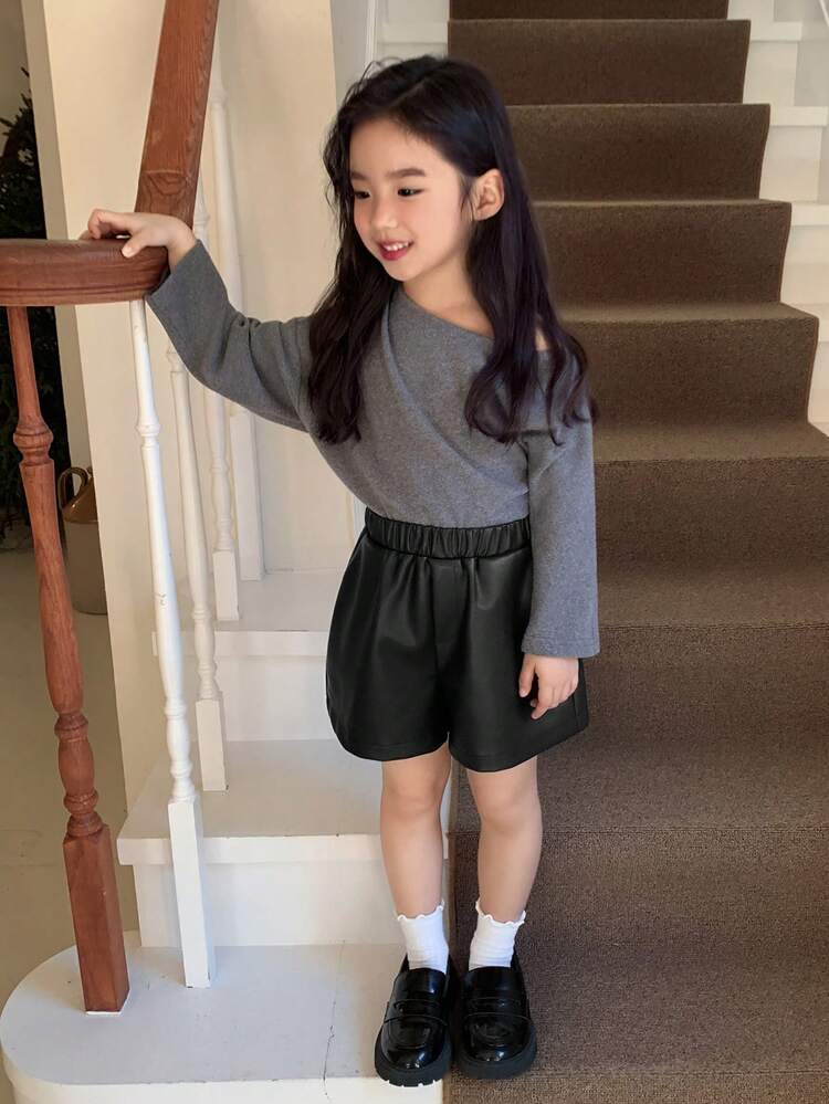 Young Girl Solid Color Elastic Waist Pocket PU Leather Loose Shorts