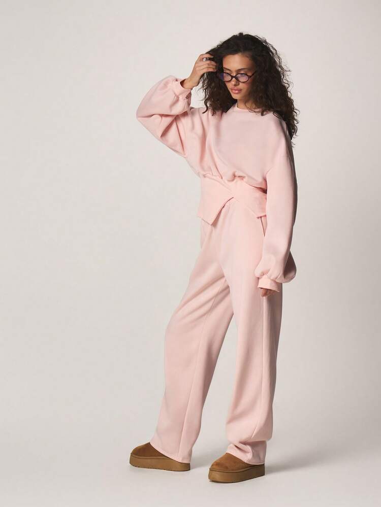 MISSGUIDED Women's Oversized Loose Fit Sweatpants With Elastic Waist Drawstring Closure Comfortable Joggers For Casual Loungewear Relaxed Wide Leg Pants