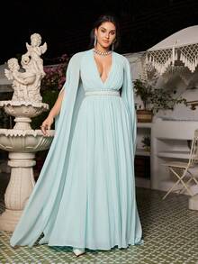 VOLUPTÉ CURVE Plus Size Summer Light Blue V-Neck Long-Sleeve Cinched Waist Floor-Length Gown For Formal Events, Parties, Going Out, Graduation, Birthdays - Green - View 4