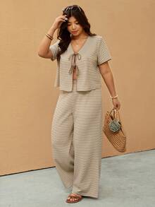 Elaquor 大码条纹系带上衣和裤子两件套休闲度假套装 - 杏色 - 查看 3