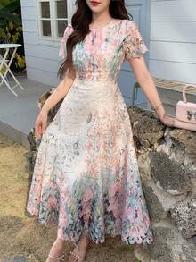 DAZY Đầm maxi nữ thanh lịch cổ tròn in họa tiết, dài ngang gối. - Hồng - Xem 2