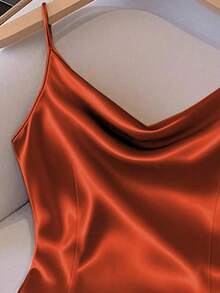 GlowEve 女士亮面梭织面料无袖收腰修身休闲吊带背心，适合春、秋、冬季穿着。 - 橘色 - 查看 3