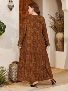 Al Najma Elegant V-Neck Floral Print Fringe Patchwork Plus Size Traditional Long Tunic Kaftan Jalabiya Dress - Rust Brown - View 2