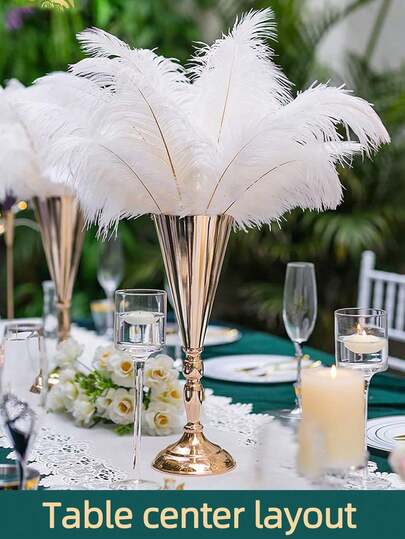 1Pc Desktop Metal Marriage Trumpet Vase, Suitable For Halloween, Christmas, High Table Centerpiece Decor, Artificial Flower Holder, For Anniversary Party, Birthday Event, Hallway Home Decor (Gold),Christmas