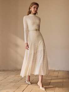 MOTF PREMIUM ĐẦM DÀI TAY DÀI CỔ CAO, DÁNG XÒE CHO NỮ - Màu be - Xem 5