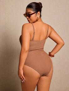 Elaquor 大码女式纯色镂空性感吊带连体泳衣 - 卡其色 - 查看 2