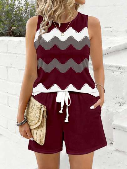 两件套女士复古休闲无袖上衣，混色锯齿条纹印花图案，适合休闲度假，春夏穿着