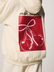 MISSGUIDED Mon Cheri 樱桃印花套头连帽衫，长袖，抽绳中央口袋，休闲卫衣，秋冬舒适宽松款上衣 - 淡黃色 - 查看 5