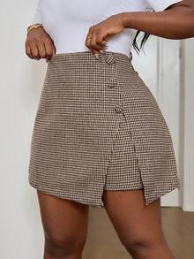 SHEIN Tall CURVE 大码夏季休闲纽扣装饰印花开衩短裙 - 卡其色 - 查看 4