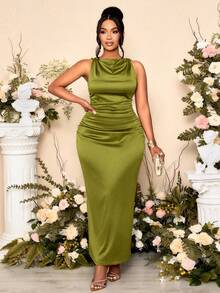 SOLERSUN 大码女士优雅纯色褶皱领无袖派对连衣裙，肩部多风格扭结设计，修身褶皱红棕色缎面面料，非常适合宴会、秋冬室内穿着、长款连衣裙、毕业礼服、舞会礼服、婚礼宾客礼服、奢华晚礼服、万圣节、圣诞节、新年等场合。 - 橄欖綠 - 查看 8