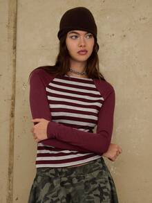 COUREZ Áo tay dài dáng ôm raglan kẻ sọc / /Thời trang mùa xuân Y2K cho nữ, áo đi chơi, áo dự tiệc, áo mùa hè, áo tay dài phong cách đường phố, áo mùa xuân hè, phong cách Gorpcore, thời trang đường phố - Màu Đỏ Sâu - Xem 4