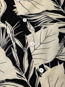 Manfinity RSRT Conjunto de playa de talla grande para hombre con top de manga corta con estampado de color contrastante y pantalones cortos de unicolor - Multicolor - Ver 6