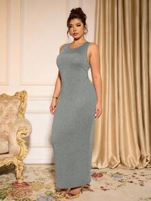 Cravure Gaun Bodycon Panjang Rajut Tanpa Lengan Ukuran Plus Warna Abu-abu Muda dengan Leher Bulat, Model Kasual dengan Detail Kerut dan Belahan di Bagian Bawah, Cocok untuk Bentuk Tubuh Curvy. - Light Grey - View 5