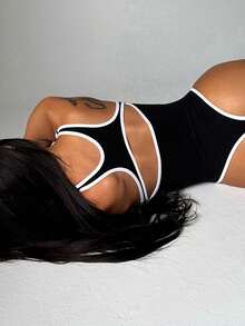 Slayform Bộ đồ liền thân hở lưng không tay viền tương phản - màu đen - Xem 1