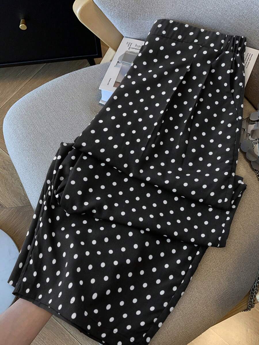 SHEIN Essnce 大码女装春夏时尚休闲宽松舒适清爽日常百搭波点印花弹力腰阔腿裤,女式下装,宽松裤,可爱夏季,欧洲夏季,度假,机场女装春季优雅休闲度假春季下装 - 黑色 - 查看 1
