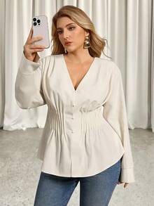 Auralis 大码秋季新款收腰长袖喇叭袖口开衩杏色优雅通勤日常穿着褶裥腰部喇叭下摆衬衫 - 杏色 - 查看 2