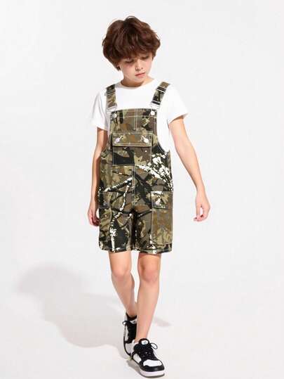 男童迷彩牛仔背带短裤，舒适柔软，适合上学、户外活动、日常穿着，宽松工装口袋休闲牛仔背带短裤