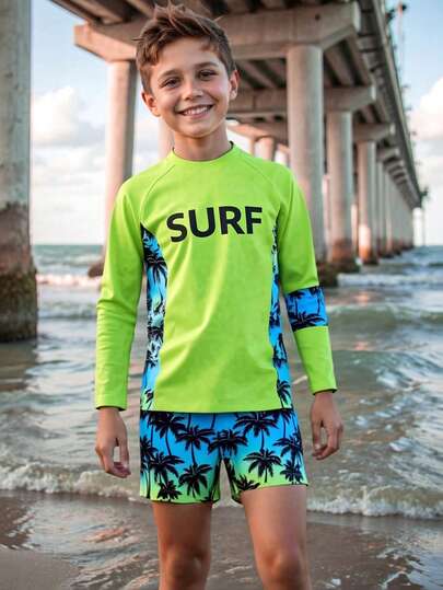 Traje de baño informal y deportivo con estampado de árboles de coco verdes para niños preadolescentes, adecuado para vacaciones y verano