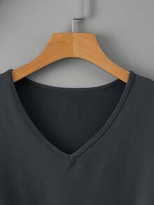 INAWLY 纯色 V 领 T 恤 - 深灰色 - 查看 4