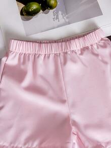 SHEIN 女婴白色纯色提花纹理面料圆领无袖露脐褶皱背心，饰以彩色波点印花，搭配粉色弹力腰舒适简约短裤，休闲度假装扮，春夏皆宜。 - 粉色 - 查看 4