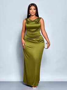 SOLERSUN 大码女士优雅纯色褶皱领无袖派对连衣裙，肩部多风格扭结设计，修身褶皱红棕色缎面面料，非常适合宴会、秋冬室内穿着、长款连衣裙、毕业礼服、舞会礼服、婚礼宾客礼服、奢华晚礼服、万圣节、圣诞节、新年等场合。 - 橄欖綠 - 查看 4