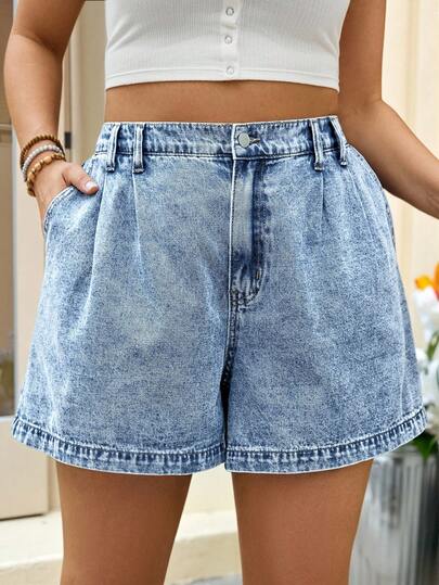 SHEIN Tall CURVE Plus Size Women's Casual Everyday Commute Versatile Slant Pocket Fold Pleated Loose Denim Shorts, Summer