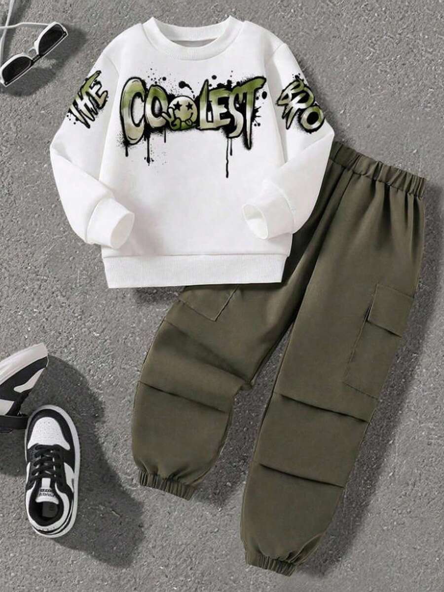 2 件套小男孩白色圆领长袖运动衫和绿色工装裤，街头涂鸦脸时尚装，适合所有季节 - 白色 - 查看 1