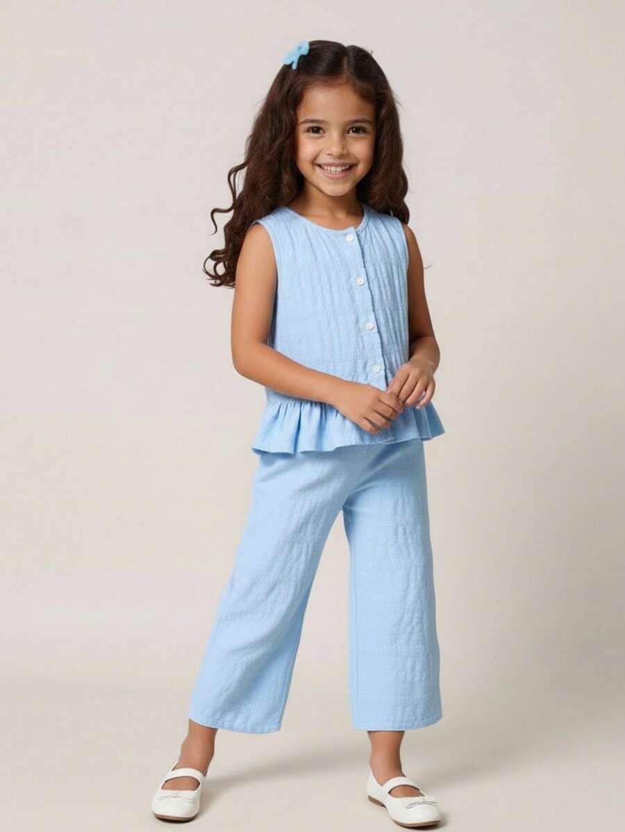 SHEIN 年轻女孩休闲街头时尚通勤装，纹理面料无袖圆领上衣和直筒裤套装