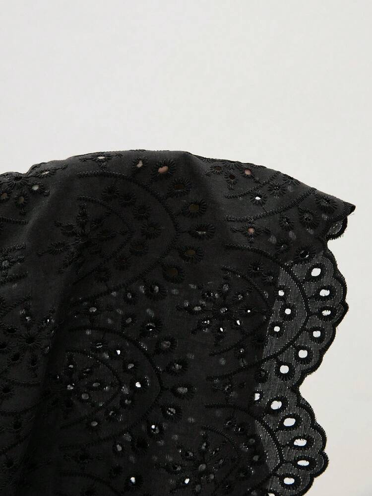 ATUI Studio 女士圆领长袖拼接荷叶边镂空刺绣时尚衬衫 - 黑色 - 查看 5