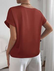 SHEIN Essnce 女士休闲纯色圆领短袖衬衫，夏季百搭 - 紅木色 - 查看 2