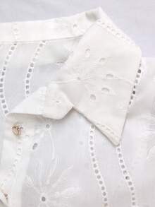 Flirla Plus Size Casual Fashionable Hollow Out Short Sleeve Shirt - White - View 4