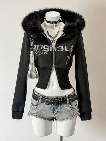 Jeanoix Damtröja med åtsittande passform och tryckt lapptäcke och fuskpälskrage