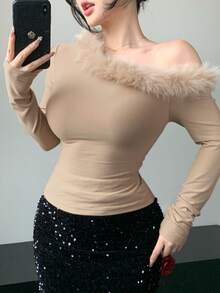 DAZY Women's Fuzzy Fur Collar Patchwork Oblique Shoulder Long Sleeve T-Shirt, Suitable For Autumn/Winter, New Year, Christmas Y2k - Khaki - View 7