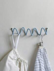 Joivida 1pc Creative Wave Design Metal Wall Hooks - Elegant Nordic-Style Coat And Hat Holders With Smooth Curved Shapes, Suitable For Home Organization, Hotel Decoration, And Fashion Store Displays. With A Simple Aesthetic Style, They Are Ideal As Valentine's Day Gifts, Valentine's Day Presents, Applicable For Renting, Installing On Walls At Home, In Wardrobes, On Doors For Storing Clothes, Scarves, Bags. - Multicolor - View 5
