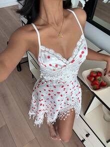 ZzzCrew 女士性感樱桃印花睡裙，蕾丝拼接，心形镂空，高开衩流苏下摆 - 白色 - 查看 5