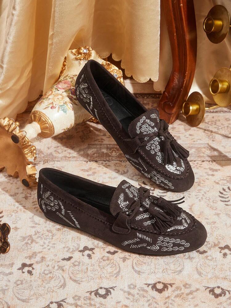 CUCCOO TILAWA Women's Round Toe Flat Coffee Suede Embroidered Tassel Loafers, Fashion Slip-On Casual Shoes For Daily, Commuting, Work