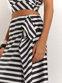 SHEIN BAE Women's Black And White Checkered Asymmetrical Striped Midi Skirt,Vintage Fashionable Commuter Work Midi Skirt,Autumn Seksi Chic Night Out Vacation - Black and White - View 7