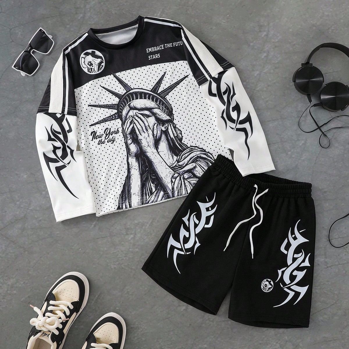 Set Estilo callejero para niños Parte superior de manga larga con estampado gráfico creativo y pantalones cortos a juego, grosor regular, casual, ve
