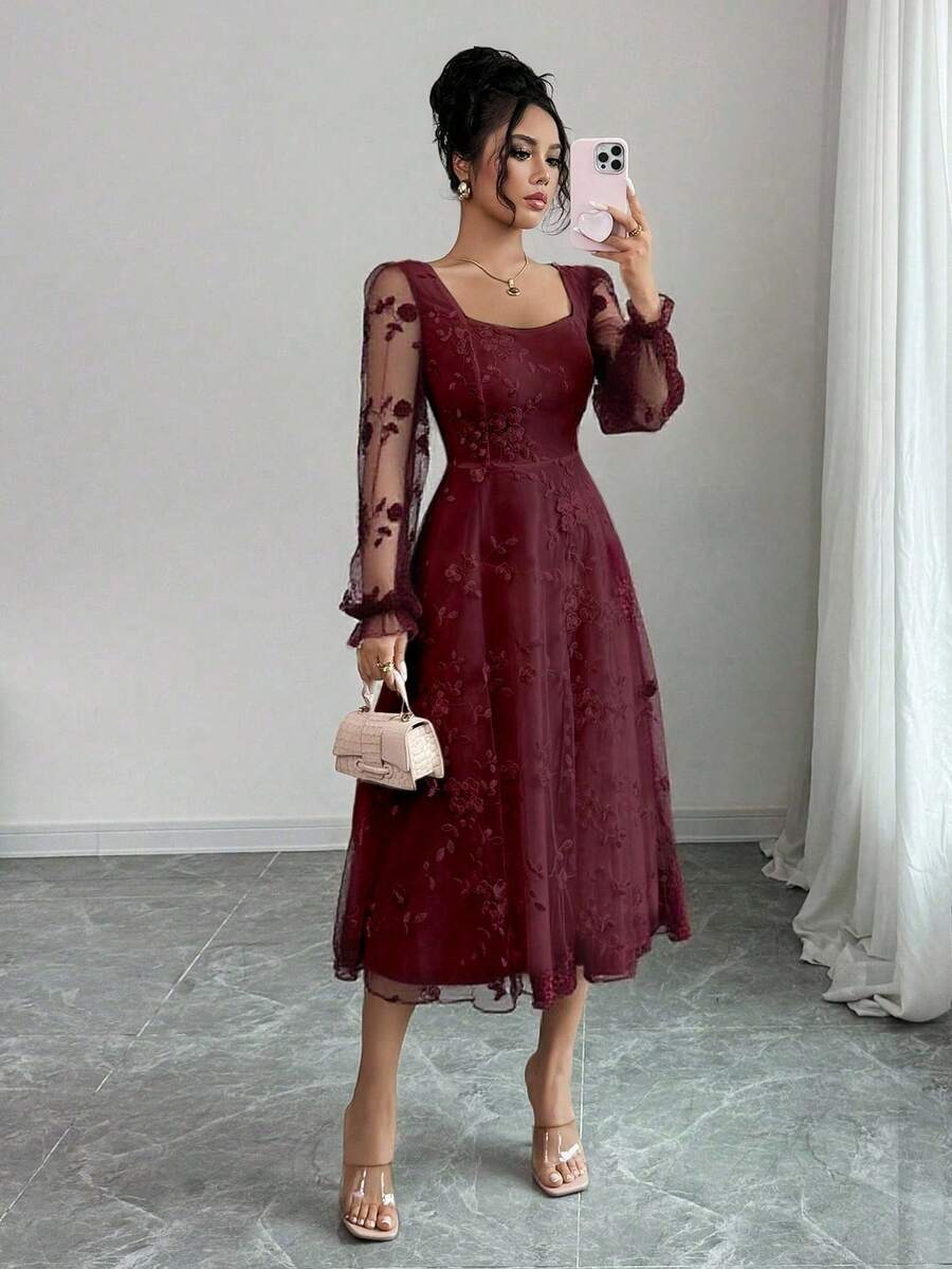Rafferiza Petite 女士优雅刺绣网纱拼接心形领口收腰连衣裙 - 酒紅色 - 查看 1