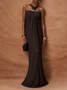 Zivah Đầm midi cổ yếm đính vòng kim loại, chất liệu vải xếp ly, họa tiết sọc dọc, mẫu mới về mùa Xuân/Hè 2026, thích hợp cho Ngày Valentine, Lễ hội âm nhạc, Lễ Phục sinh, phong cách miền Tây, Boho, tiệc Nashville, đám cưới, dịp trang trọng, hẹn hò, tụ họp. - Màu nâu  Mocha - Xem 7