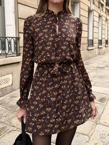 Pariaura 女士碎花立领系腰蕾丝边长袖连衣裙 - 棕色 - 查看 2