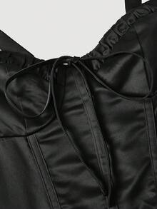SHEIN MOD Đầm dự tiệc thanh lịch dành cho nữ, kiểu dáng tối giản, màu trơn, thắt eo, dáng xòe, dây mảnh. - màu đen - Xem 3