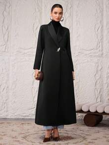 Al Najma Áo Abaya nữ màu đen trơn, kiểu dáng tối giản, cổ choàng, đính đá và trang trí hoa. - màu đen - Xem 4