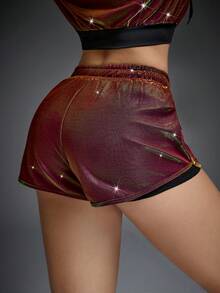 Innovista 女士炫彩红黄金属色编织运动短裤，二合一内置针织紧身裤，轻盈防摩擦，防蹲，适合户外瑜伽、跑步、健身房、通勤、派对、室内骑行、高强度间歇训练 (HIIT)、Peloton、澳网公开赛、2026、新年健身、焕新一月健身动力、情人节必备、活力生活方式服饰 - 金色 - 查看 2