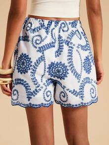 Travachic Short de plage bleu et blanc pour femmes avec taille élastique, ourlet volant, texture et broderie œillet - Bleu et Blanc - Voir 2
