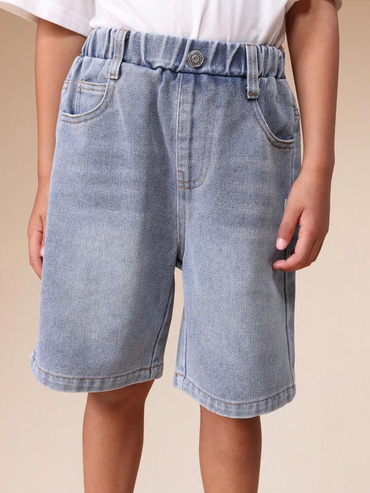 Denim Shorts With Classic Five Pocket Design