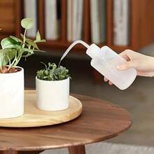 1 bình tưới cây, bình tưới cây dạng bóp, bình tưới cây mọng nước cho cây cảnh và hoa, bình bóp, bình rửa miệng bằng nhựa miệng cong, bình tưới có miệng nhọn cho cây trồng trong chậu. - trắng - Xem 4